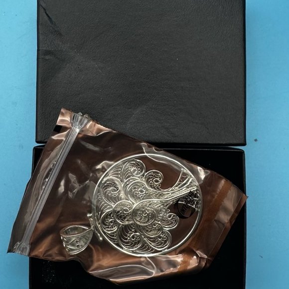 Sterling Silver Sajen Filigree Tree of Life Pendant - Picture 3 of 11